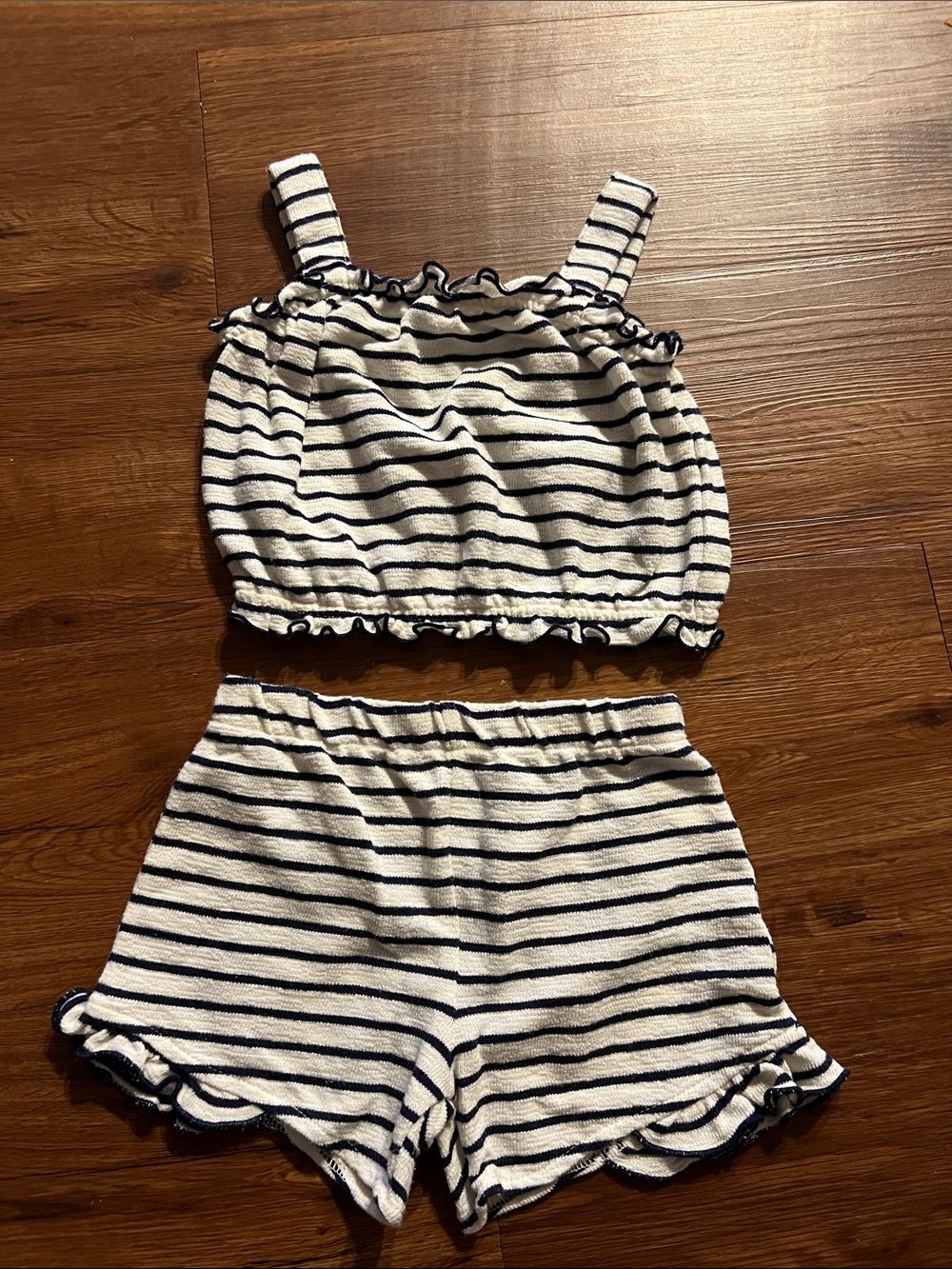 Old Navy White and Navy Striped Girls Matching Tank and Shorts Set